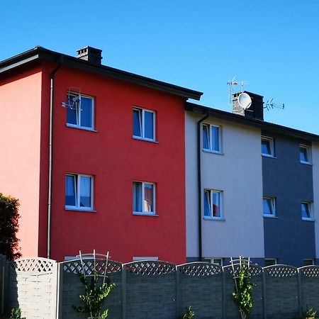 Br Apartamenty Миелно Екстериор снимка